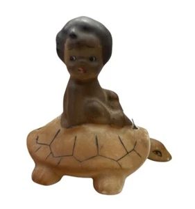 Vtg BROWNIE DOWNING TINKA Riding an Articulated Turtle Porcelain Figurine - Foto 1 di 7