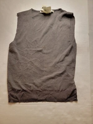 max studio Knitwear sleeveless gray v neck top Size Small New With Tags - Image 1 of 4