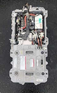 05-07 HONDA ACCORD HYBRID BATTERY MODULE COMPLETE WITH DC INVERTER AND CASING.
