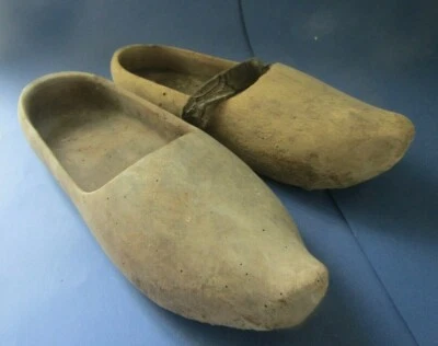 2 Ancien Sabot en Bois galoche art populaire wooden clogs - Photo 1/2