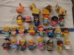 Mix Lot Of 26 Little people Fisher Price Little People Figures Varying Years - Picture 1 of 9