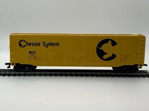 HO Bachmann Chessie System B&O Boxcar 11147 – Knuckle Couplers – RTR – NICE - Picture 1 of 5