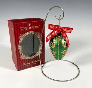WATERFORD HOLIDAY HEIRLOOMS GREEN & GOLD OVAL ORNAMENT NIB - Picture 1 of 5