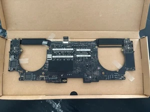 MacBook Pro 15" 2019 A1990 i7 - 2.6GHz 32GB 256GB Logic Board - DOESN’T BOOT - Bild 1 von 2