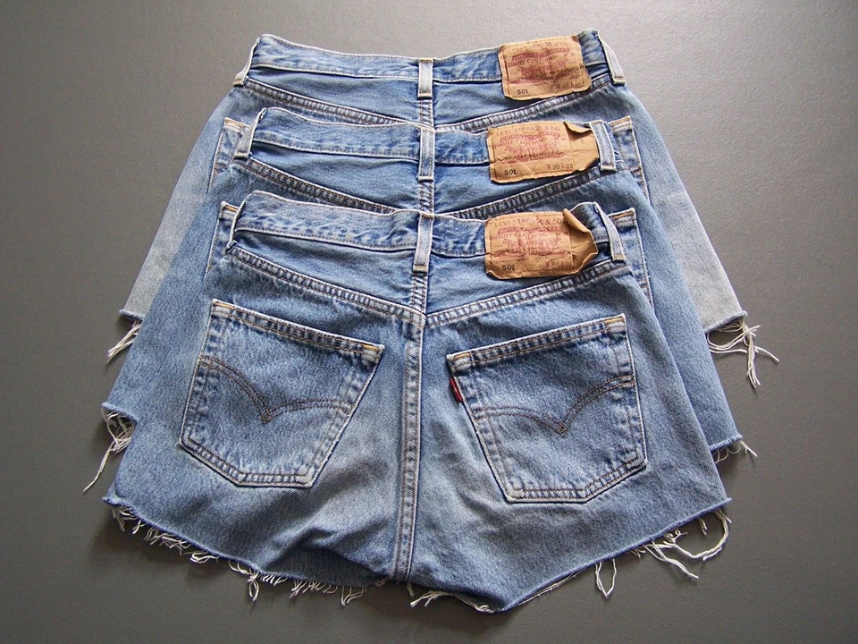 LEVIS 501 SHORTS A GRADE DENIM HIGH WAISTED SIZES 6 -20 6K SALES  FAST FREE P&P - Image 1 of 4