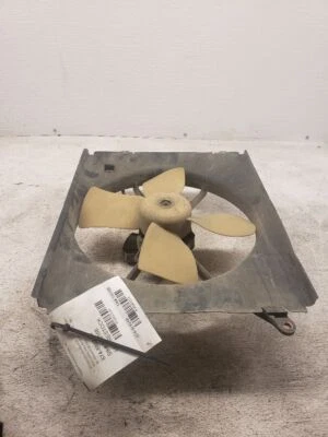 Toyota Camry Radiator Fan Motor Fan Assembly Radiator 4 Cylinder 1992-1996 OEM - Imagem 1 de 4