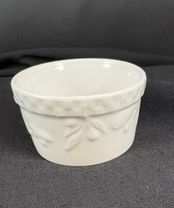 Signature Housewares Small White Embossed Stoneware Ramekin 3.5 in Sauces etc - Picture 1 of 6