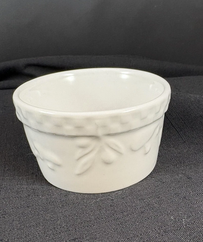 Signature Housewares Small White Embossed Stoneware Ramekin 3.5 in Sauces etc - Image 1 of 4