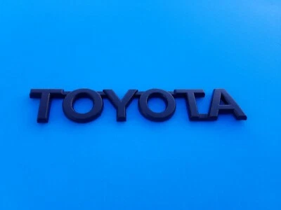 TOYOTA SIENNA AVALON CAMRY CELICA COROLLA RAV4 YARIS TUNDRA EMBLEMA OEM (2000) Foto 1 de 3