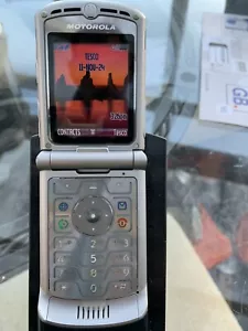 Motorola V3 - BLUE,Locked To TESCO Network - Picture 1 of 16