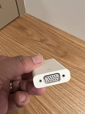 Apple OEM Original (A1307) Mini DisplayPort to VGA Adapter - White (MB572Z/B) - Image 1 of 2