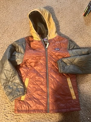 Patagonia Boys Jacket, Size Kids Extra Large. - Image 1 of 4
