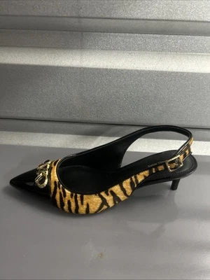 NEW Michael Kors Parker Flex 7.0 Tiger Print Calf Hair Slingback Pumps $125 New - Image 1 of 4
