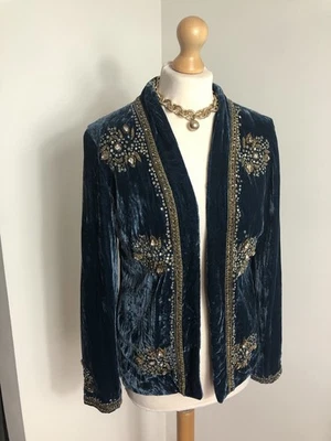 Chaqueta Kimono East Jeweled Bordada Con Cuentas Seda Terciopelo Noche Ocasión Foto 1 de 4