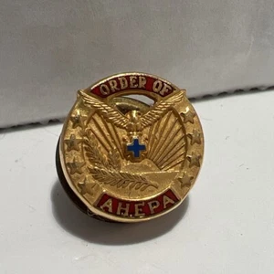 AHEPA Pin - Rot und Gold - BLUE CROSS - VINTAGE RARE Fraternal Pin - Bild 1 von 6