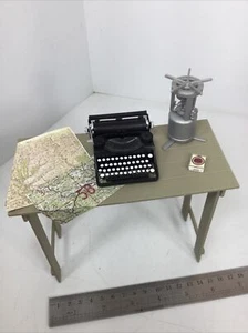 1/6 SCALE TYPEWRITER FOLDING TABLE 2-MAPS STOVE CIGARETTES WW2 DIORAMA ACCESSORY - Picture 1 of 12