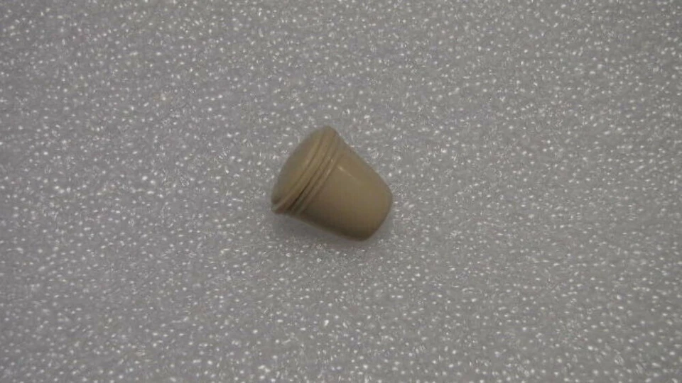 Light & Ash Tray Knob, 5mm Thread, Ivory for VW Air Cooled Bug, Ghia, Type-2 - Image 1 of 1