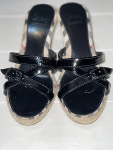 BURBERRY BLACK PATENT LEATHER WEDGE HEEL SLIDES SANDALS Sz 38 NOVA AUTHENTIC - Picture 1 of 14