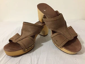 Sandalias UGG tacones de plataforma sin cordones marrón/cuero topo y gamuza talla 9 - Imagen 1 de 12