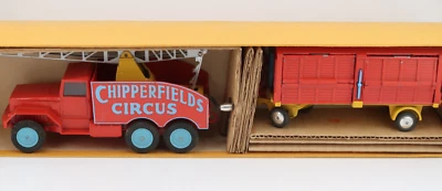 CORGI TOYS  GIFT SET 12 * CHIPPERFIELDS * CIRCUS CRANE & CAGE SET  * 1961 * OVP - Bild 1 von 4