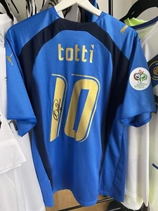 Francesco Totti Italia Trikot Autogramm Signiert WM 2006 Maglia Signed Shirt - Bild 1 von 3