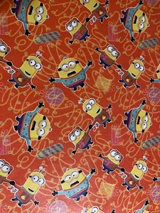 Despicable Me MINIONS Christmas Wrapping Paper 20 Sq Ft - Picture 1 of 7