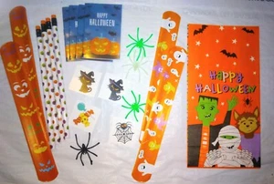 Kinder Halloween Party Gefälligkeiten Schlagarmband Spinne Spielzeug Bleistift Notizblock Tattoo 4er-Pack - Bild 1 von 11