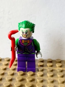 LEGO MINIFIGURE ~ The Joker sh590 ~ From 76119 Batman Pursuit of The Joker - Picture 1 of 3