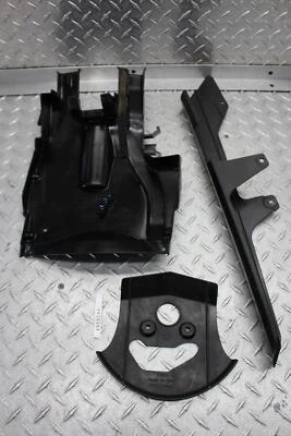 Kawasaki Ninja ZX12R ZX1200B 2002 cola media trasera carenado inferior/protector de cadena Foto 1 de 4