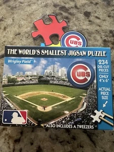 WORLD'S SMALLEST PUZZLES MLB CHICAGO CUBS PIECES 234 (D4) - Picture 1 of 1