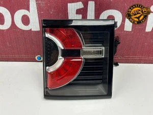 2015-2019 LAND ROVER DISCOVERY SPORT REAR LEFT INNER TAILLIGHT LAMP OEM 18 kmi - Picture 1 of 11