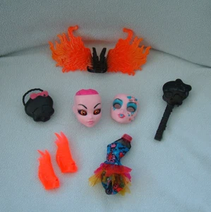 Monster High Inner Monster Fangstatic Love Fearfully Feisty Kopf & Zubehör - Bild 1 von 10
