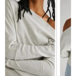 WE THE FREE Top donna a costine Gigi Off the Shoulder nuovo con etichette taglia small grigio - Foto 1 di 10