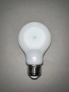 433128 PHILIPS Slim Led A19  8w (40w) 2700k 120v E26 Dim - Picture 1 of 1