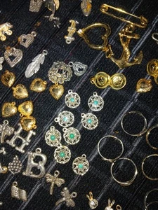 Big Lot Of Fashion Jewelry Finds Charms And Pendants Great Condition And So Cute - Picture 1 of 7