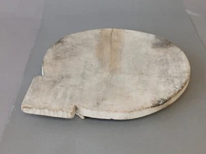 Early Antique Primitive Chopping Board Wooden Riser with Feet Woodenware - Picture 1 of 15