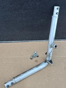 2002-2006 Harley Davidson V-rod Vrod Right Frame Rail Engine Motor Mount Bracket - Picture 1 of 6