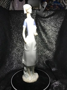 Lladro~4603~Nurse on her Rounds~Perfect Condition~ - Picture 1 of 7