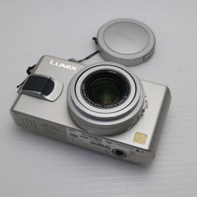 Panasonic Lumix DMC-LX2 fotocamera argento, buone condizioni, spedizione in giornata - Immagine 1 di 3
