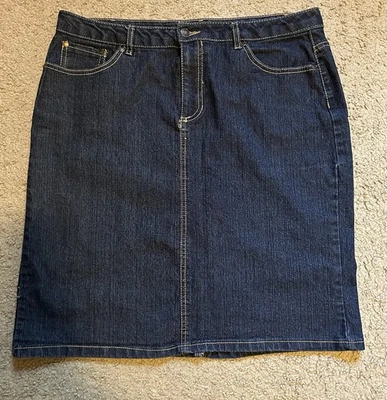 Jaclyn Smith Jean Skirt Women's Size 14 Stretch Denim Pockets Blue Back Slit - Image 1 of 4