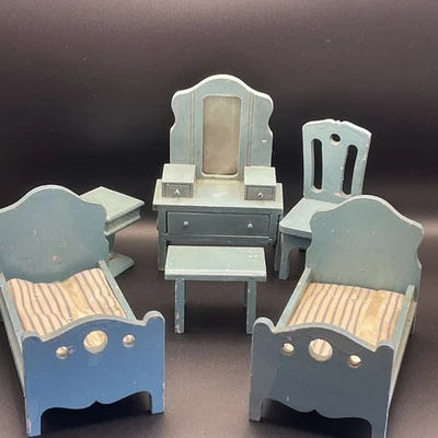 HTF Strombecker Blue Bedroom 1930s Vintage Dollhouse Furniture 1:12 Scale - Image 1 of 4