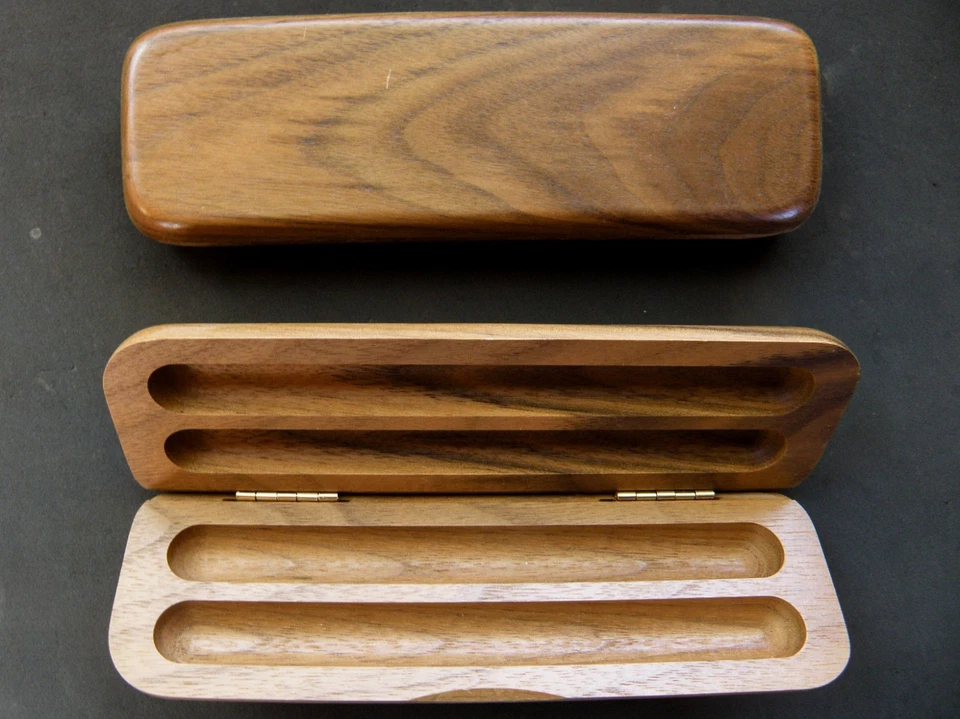 Estuche/caja de presentación de doble bolígrafo de nogal Foto 1 de 1