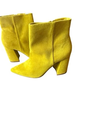 Botín Charles David Dorado, Amarillo Ultra Gamuza Suave Como Gamuza Talla 7 1/2 Foto 1 de 4