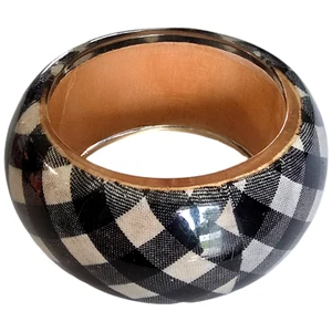 Vintage Lucite Bangle Bracelet Fabric Over Wood Black & White Check Pattern Y2K - Picture 1 of 9