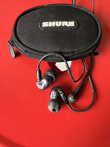 Shure SE 215 In Ear Wired Headphones.