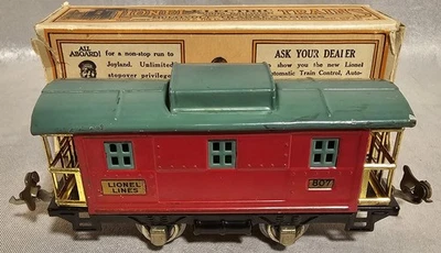 Lionel O Gauge Pre War Tinplate Caboose No. 807 - Image 1 of 4