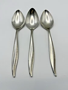 Oneidacraft Deluxe Textura VTG Stainless Teaspoons Silver Bundle of 3 - Picture 1 of 3