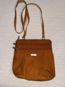 Baggallini Crossbody Three Zipper Adjustable Strap Orange Purse Bag Fold Travel - Picture 1 of 8