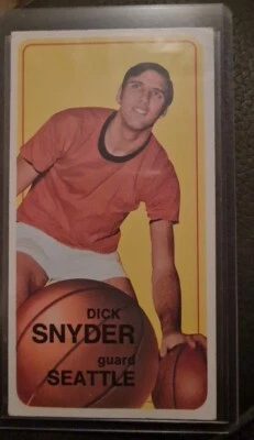 1970-71 Topps   Dick Snyder  # 64 - Image 1 of 2
