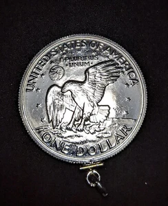 1972 Eisenhower Dollar Liberty Eagle Denver Mint Round Vintage - Picture 1 of 6